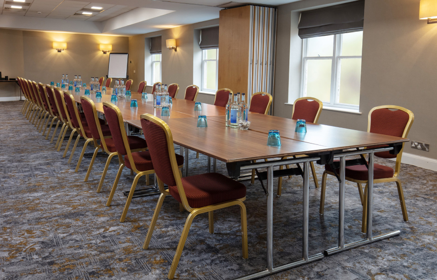 LISTING CAROUSELS Carousel Desktop Stoneleigh & Warwick Carousel 2