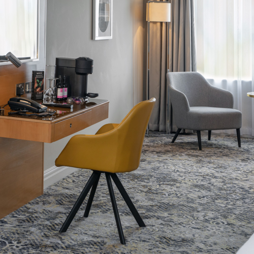 <p>SUPERIOR KING</p>