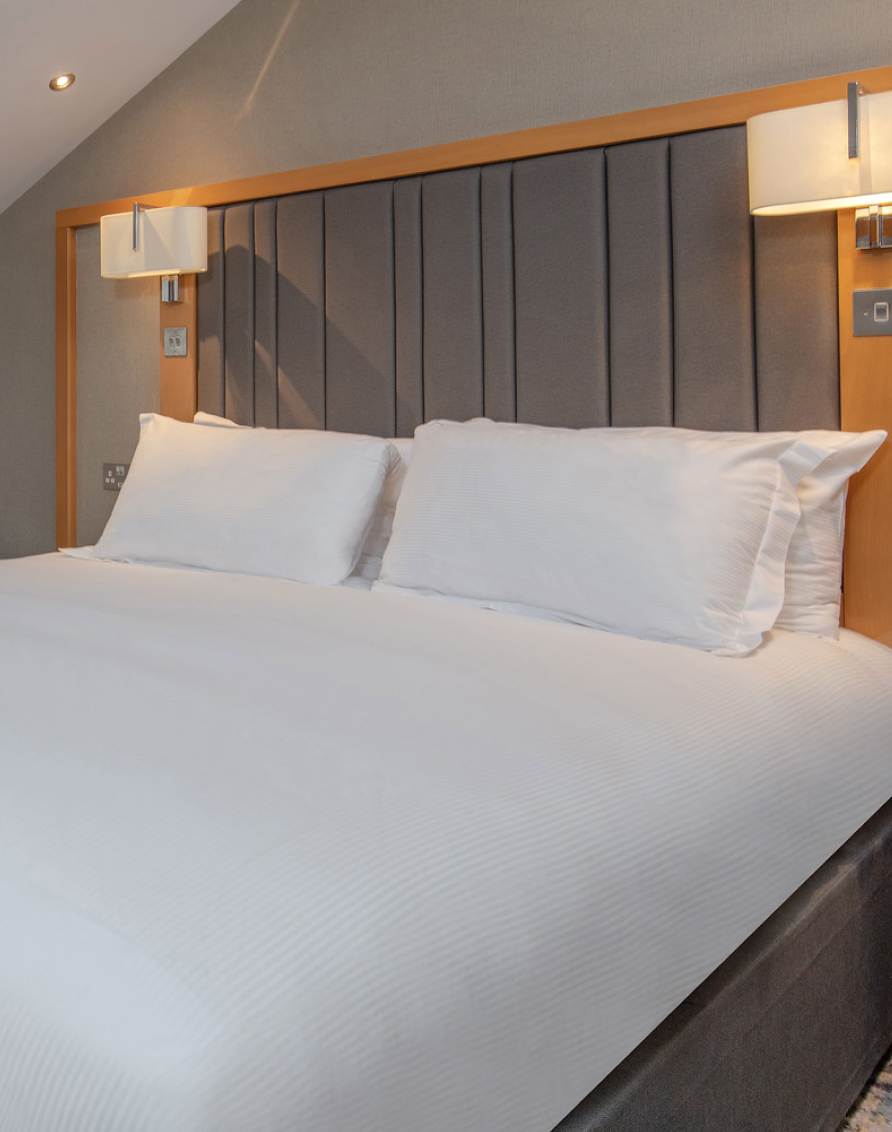 MAIN ROOMS Crosssell Desktop Primary CTA Superior