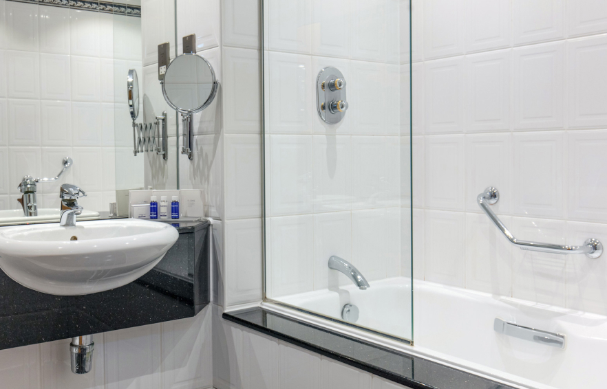 Carousel Desktop Superior Family Carousel 2