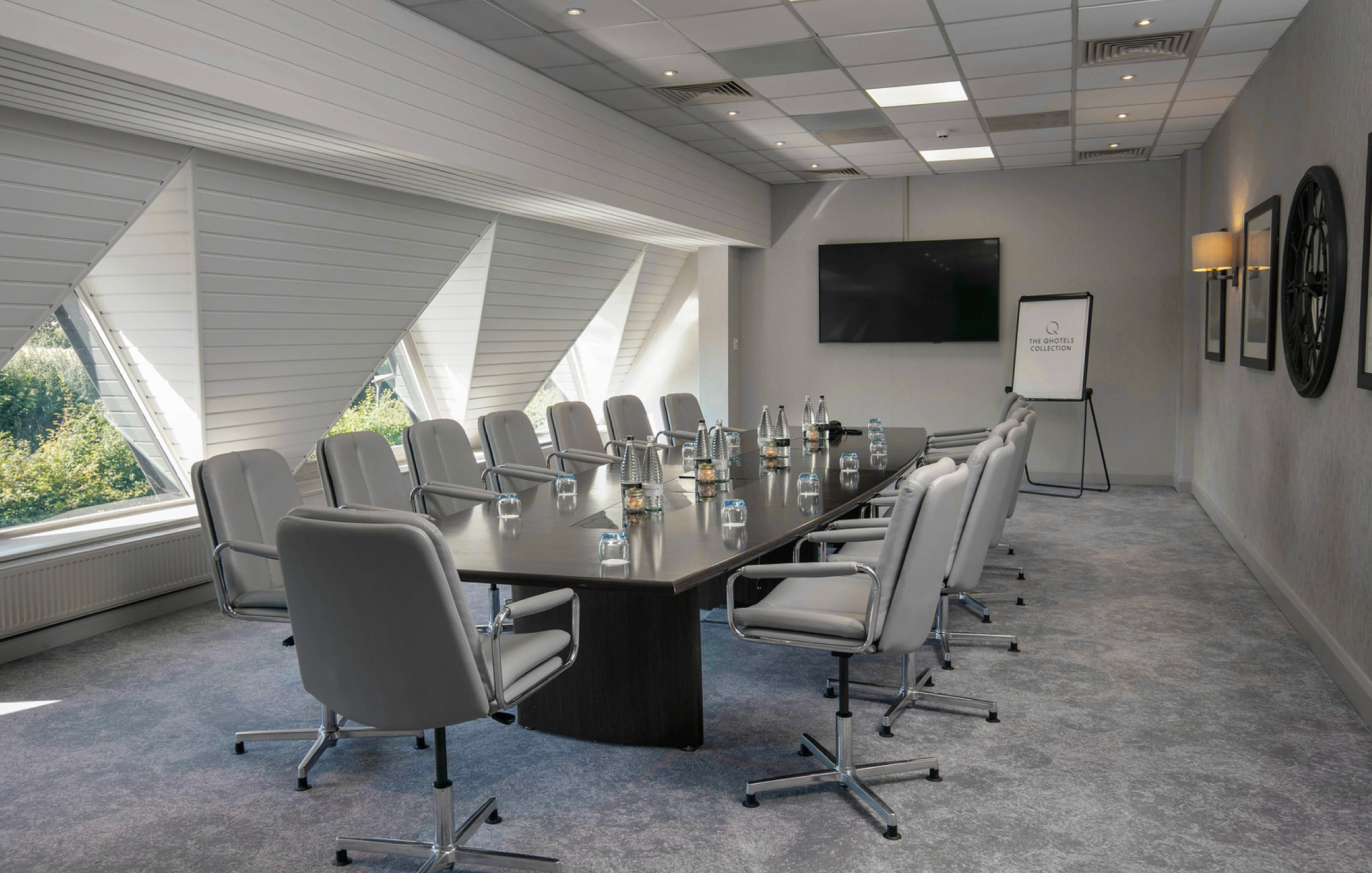 Gallery DIRECTORS SUITE Directors Suite 2