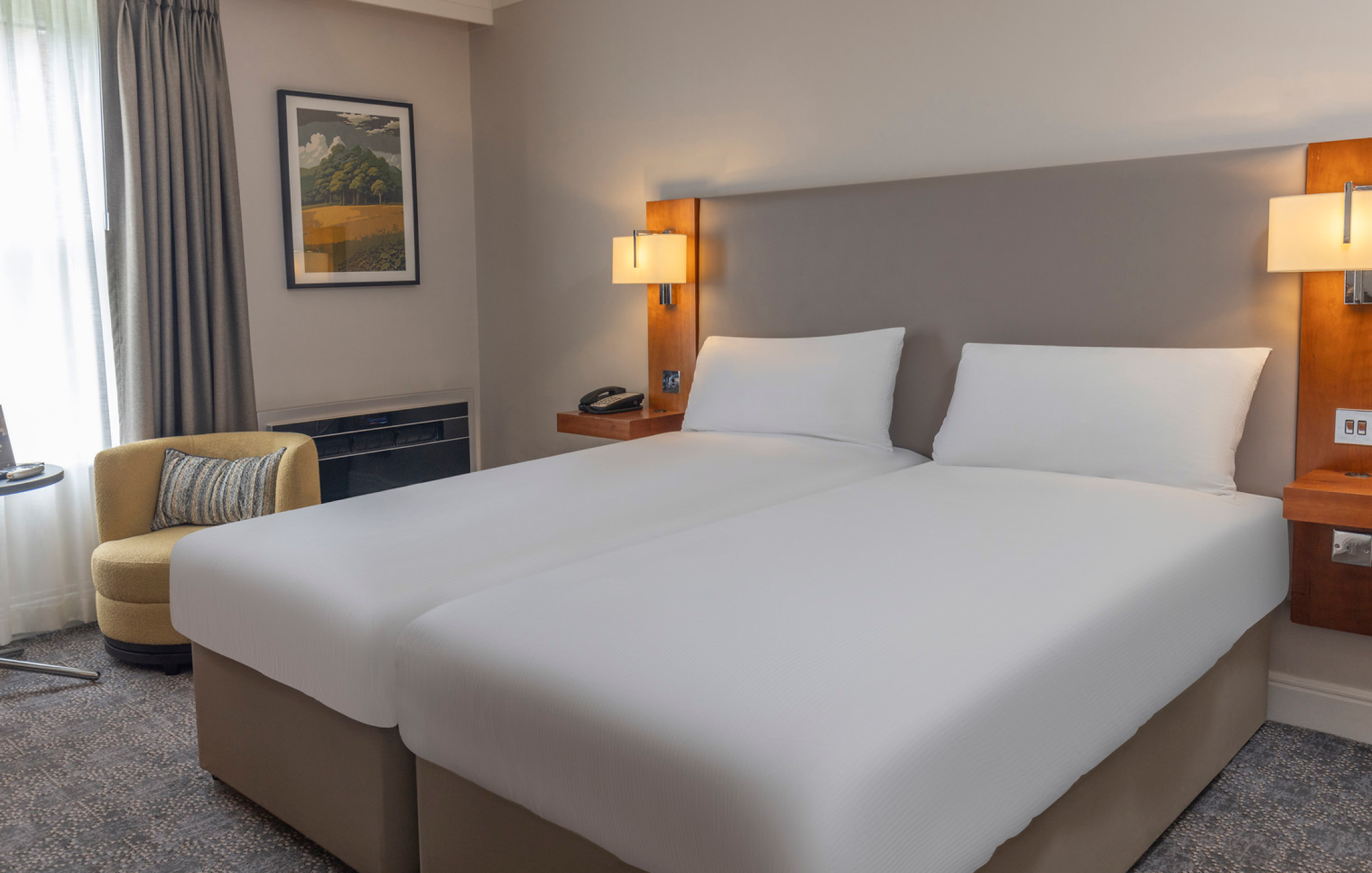 Gallery CLASSIC TWIN Classic Twin 2