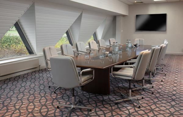 MAIN M&E Carousel Desktop Carousel Details