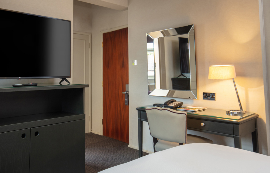 CLASSIC Carousel Desktop Classic Double Carousel 5