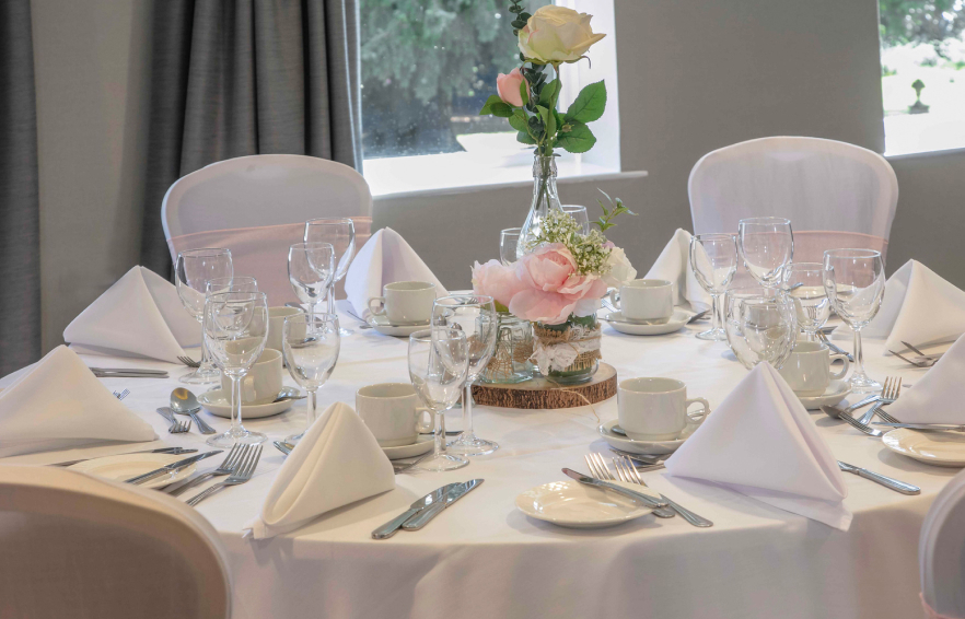 LISTING CAROUSELS Carousel Desktop Carousel Stratford Suite 3