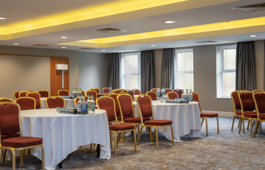 LISTING CAROUSELS Carousel Desktop Stratford Carousel 4