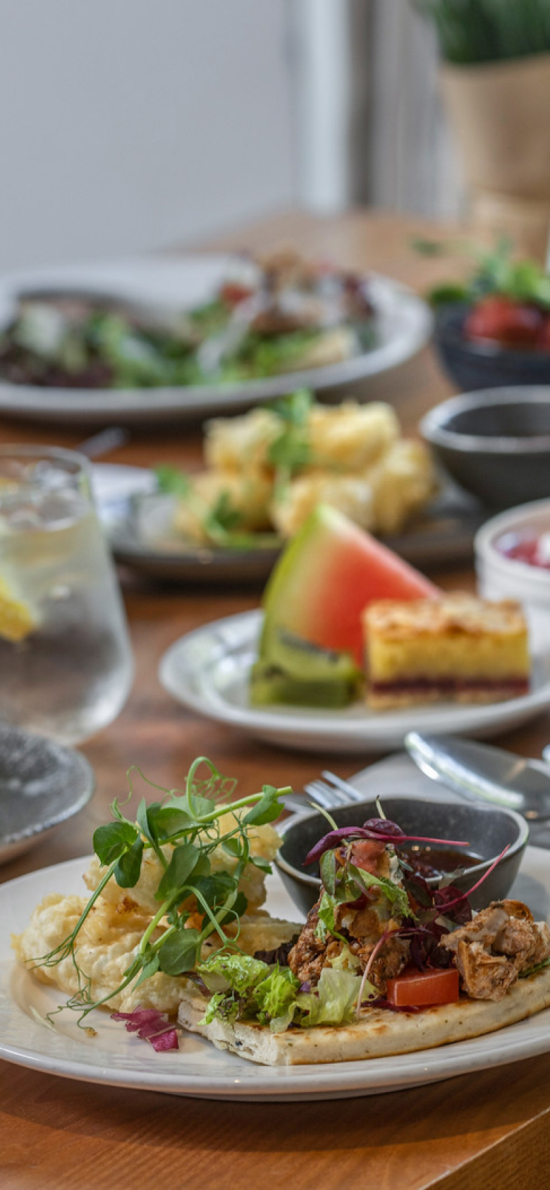 Oultonhall Food&Drink Inner Desktop