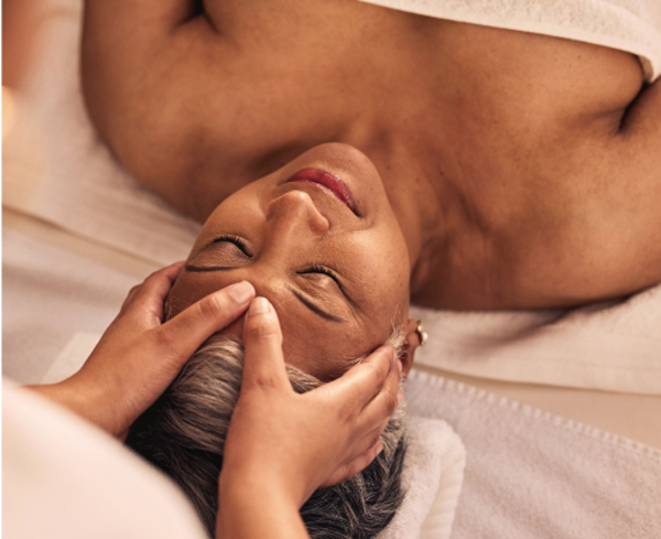 Oultonhall Mainspatreatments Servicecarousel Desktop Lashes&Brows