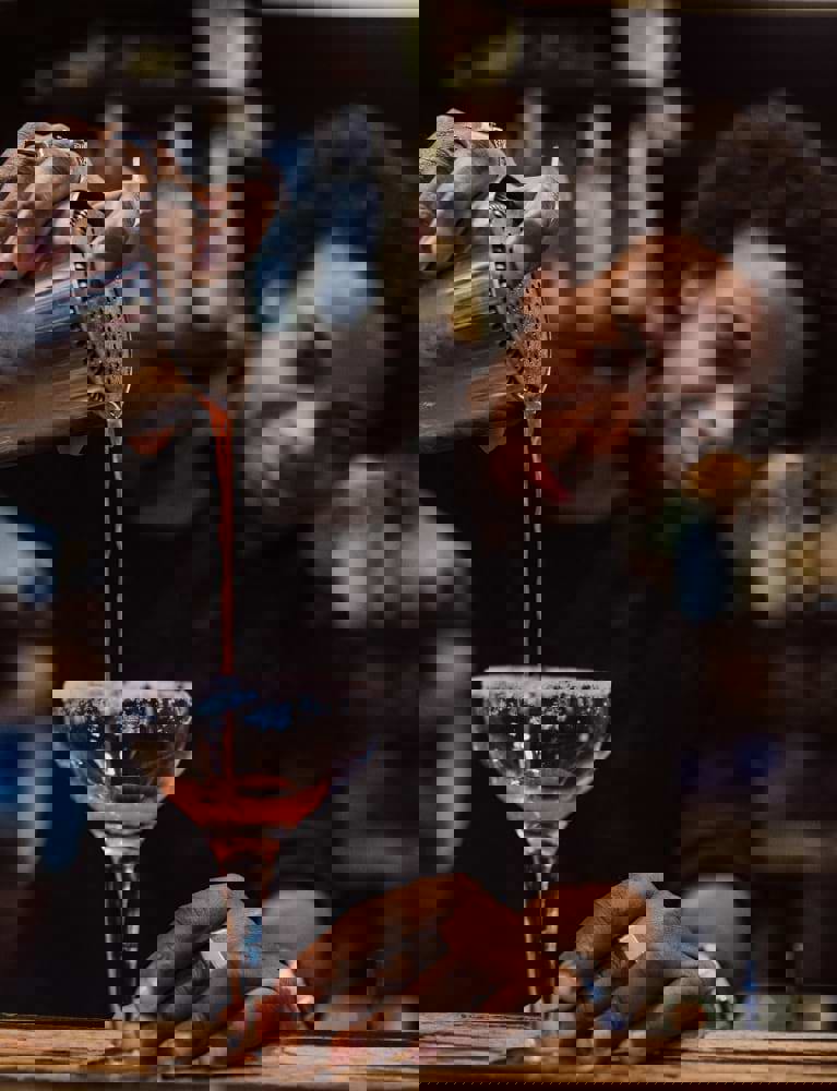 <span class="NormalTextRun SCXW239234871 BCX8">Eating and drinking in the local area</span>