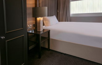 CLASSIC Carousel Desktop Classic Single Carousel 5