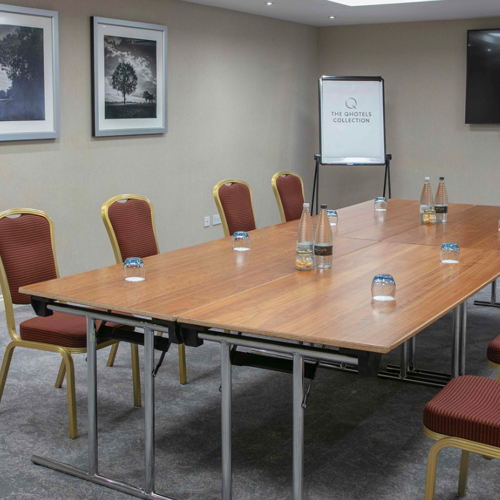 <p>THE OBERON</p>
<p>BOARDROOM STYLE</p>