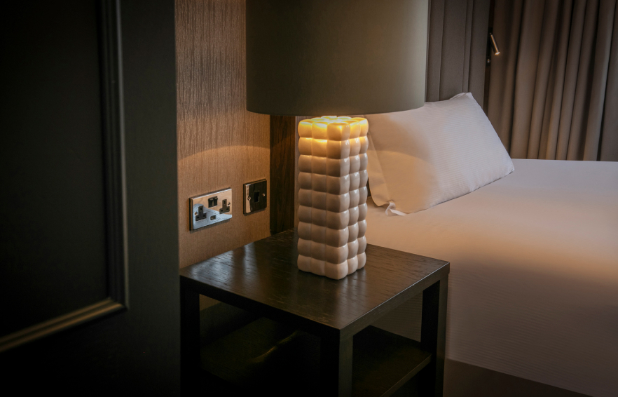 CLASSIC Carousel Desktop Classic Single Carousel 3