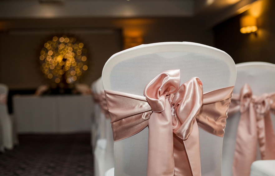 LISTING CAROUSELS Carousel Desktop Carousel Avon Suite 1