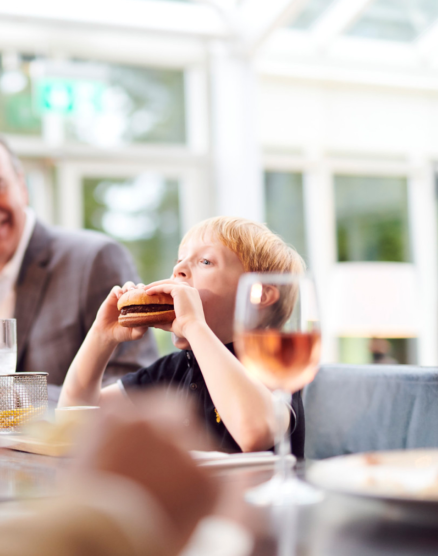 ABOUT US Crosssell Desktop 3